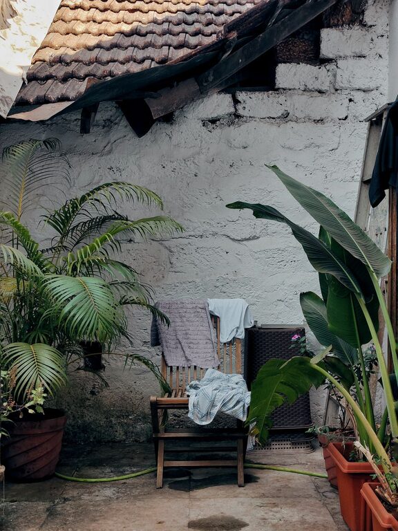 How to Create a Relaxing Garden Space at Home